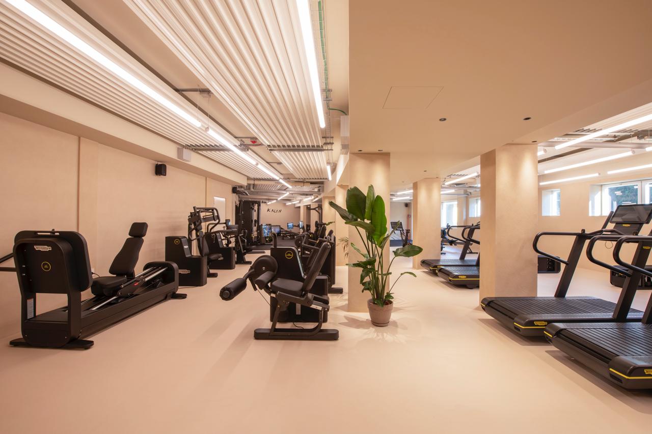 WhatsApp Image 2025-10-10 at 09.18.53